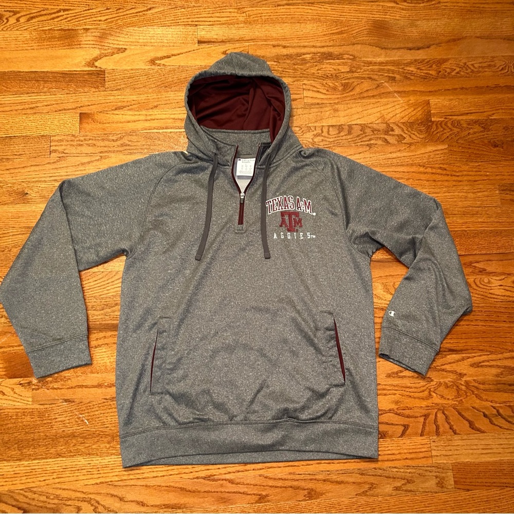 TEXAS A&M Aggies CHAMPION Hooded Sweatshirt Adult Size L LIKE NEW!!